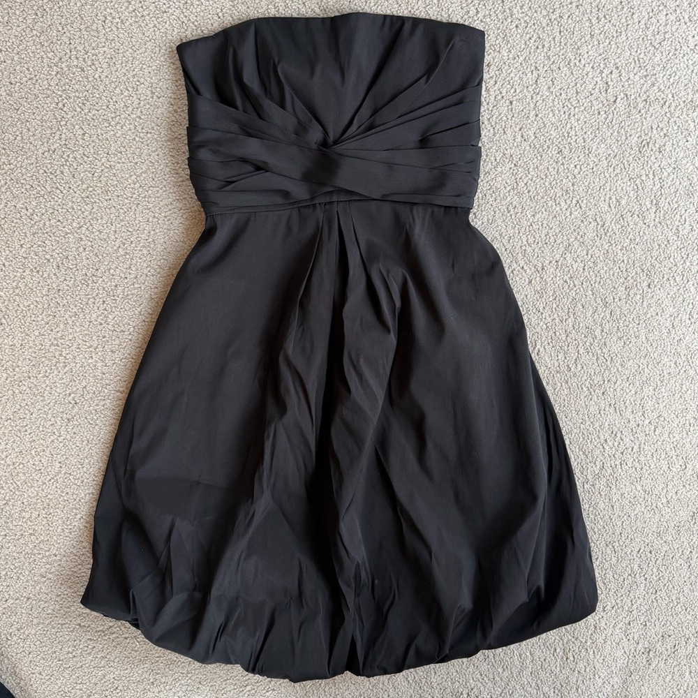 White House Black Market Strapless Bubble Hem Cocktail Dress – Size 2